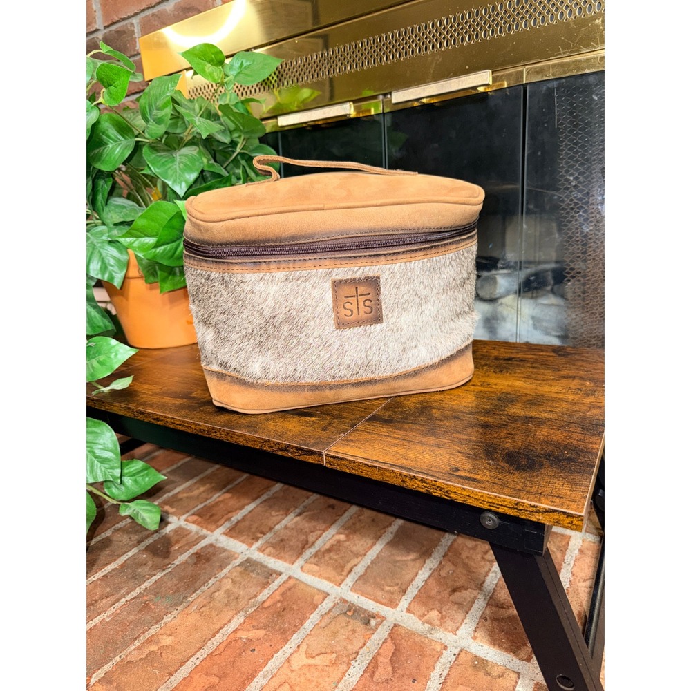STS Ranchwear Travel Bag Unisex Tan Leather Cowhide Train Case OS NWOT